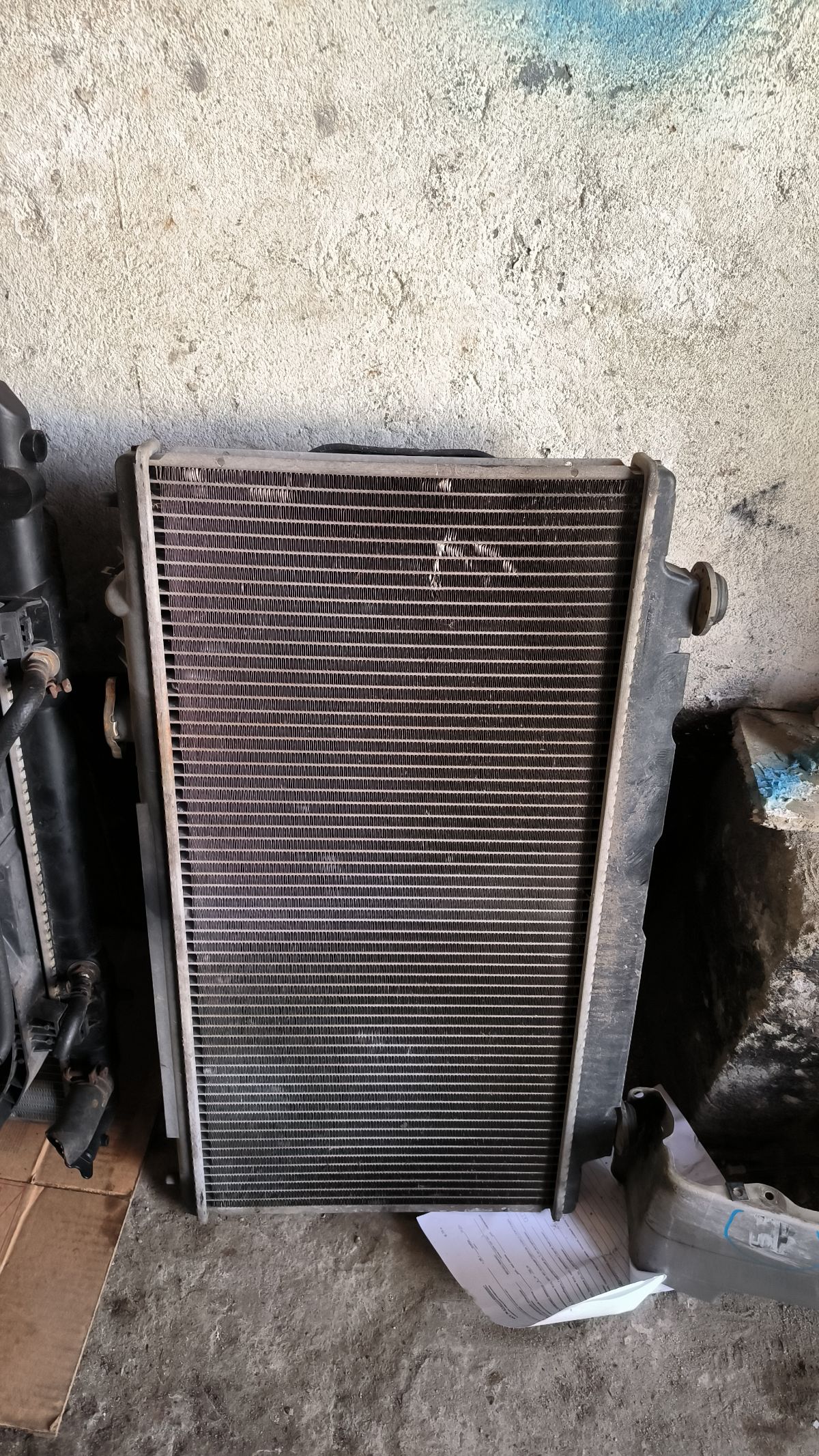 Радиатор ДВС на Mazda Familia S-Wagon BJ5W ZL Фото 5