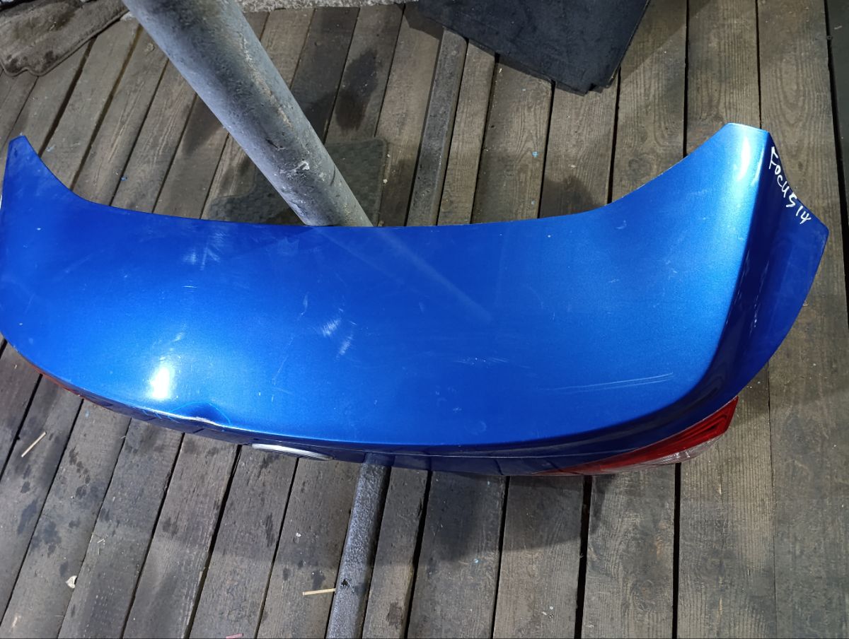 Крышка багажника на Ford Focus Iii Фото 11