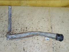 Заливная горловина топливного бака на Toyota Camry ACV30 1AZ-FE 77201-33210  77201-33220