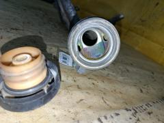 Заливная горловина топливного бака 77201-33210, 77201-33220 на Toyota Camry ACV30 1AZ-FE Фото 3