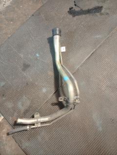Заливная горловина топливного бака 77201-33210, 77201-33220 на Toyota Camry ACV30 1AZ-FE Фото 4