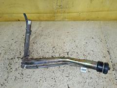 Заливная горловина топливного бака 77201-33210, 77201-33220 на Toyota Camry ACV30 1AZ-FE Фото 3