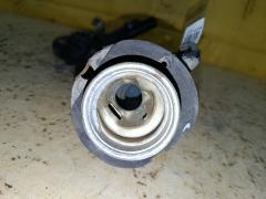 Заливная горловина топливного бака на Mazda Premacy CP8W FP-DE Фото 3