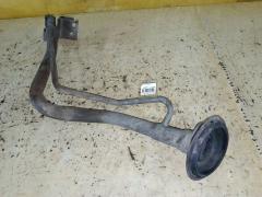 Заливная горловина топливного бака на Nissan Sunny FB15 QG15DE