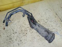 Заливная горловина топливного бака на Toyota Camry Gracia SXV20 5S-FE 77201-33040