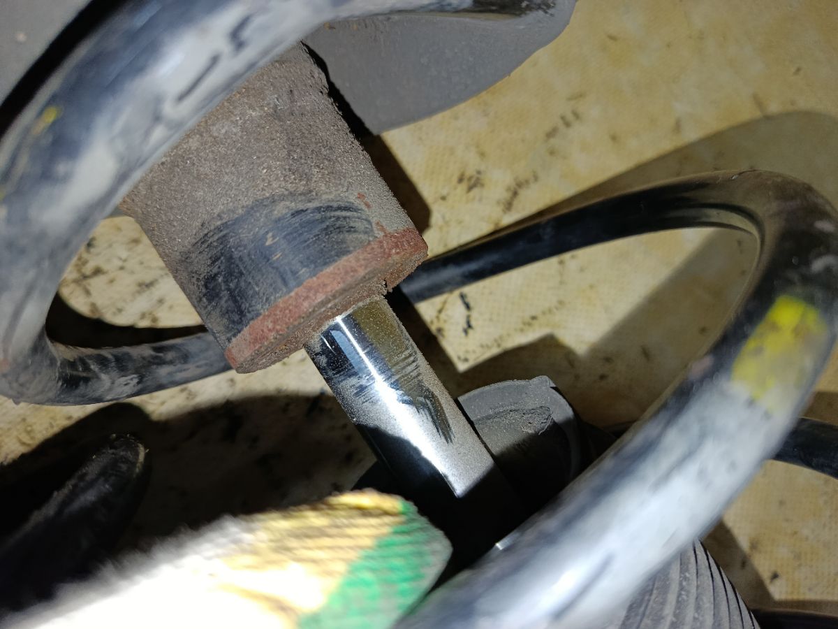 Стойка амортизатора на Mazda Axela BK5P ZY-VE Фото 4