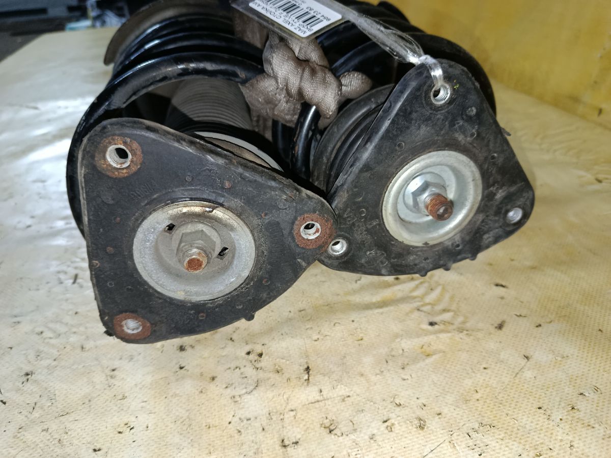 Стойка амортизатора на Mazda Axela BK5P ZY-VE Фото 2