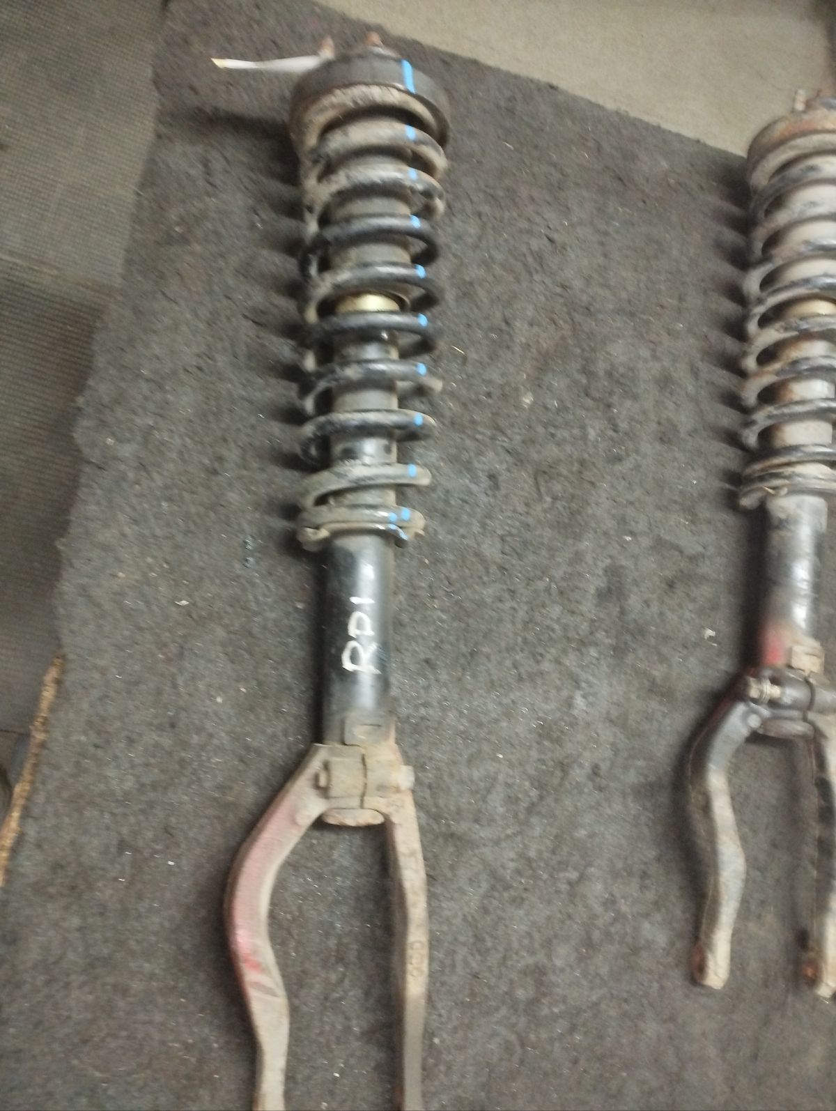 Стойка амортизатора 104301, 1060140022, 110222, 19-219110, 20020218, 219530, 280 641, 30-B28-A, 30-H05-A, 305873, 313 186, 313186PCSMS, 341260, 341260F, 351631070000, 383561EGT, 40248, 402482, 42130019, 42130019SX, 42130076, 42130076SX, 51601S10024, 51601S10A11, 51605-S10-024, 51605-S10-A01, 51605S10A01, 741065, 854S0412, A21001, AG1260, ASA03037, B341260, CR-049-7702, CR-049F-RD1, CR9003, D7005, DF341260, DG02086, DH1139, DSA341260, DSF062G, DV1294, G12126LR, G41242004, GSA341260, H62525I, J5504003G, JAA0088, JAA088A, JAPMM40024, JSA341260, K3501469G, M8011140, MA40024, MJ40024, MM40024, MT341260, MVN25079, NSF9413, PJJ004F, PPK10102, PPK10202, PSA341260, QH03110800, R084076G, S371NY, SG2539, SJ-049-7702, SJ-049F-RD1, SSB1631GN, ST-049-7702, ST-049F-RD1, ST51602S10A11SE, ST51605S10A01, SX11021F, TAA1029, U3738, V31052, VKF313186 на Honda Cr-V RD1 B20B Фото 4