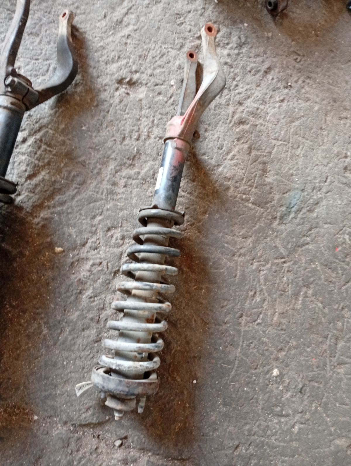 Стойка амортизатора 104301, 1060140022, 110222, 19-219110, 20020218, 219530, 280 641, 30-B28-A, 30-H05-A, 305873, 313 186, 313186PCSMS, 341260, 341260F, 351631070000, 383561EGT, 40248, 402482, 42130019, 42130019SX, 42130076, 42130076SX, 51601S10024, 51601S10A11, 51605-S10-024, 51605-S10-A01, 51605S10A01, 741065, 854S0412, A21001, AG1260, ASA03037, B341260, CR-049-7702, CR-049F-RD1, CR9003, D7005, DF341260, DG02086, DH1139, DSA341260, DSF062G, DV1294, G12126LR, G41242004, GSA341260, H62525I, J5504003G, JAA0088, JAA088A, JAPMM40024, JSA341260, K3501469G, M8011140, MA40024, MJ40024, MM40024, MT341260, MVN25079, NSF9413, PJJ004F, PPK10102, PPK10202, PSA341260, QH03110800, R084076G, S371NY, SG2539, SJ-049-7702, SJ-049F-RD1, SSB1631GN, ST-049-7702, ST-049F-RD1, ST51602S10A11SE, ST51605S10A01, SX11021F, TAA1029, U3738, V31052, VKF313186 на Honda Cr-V RD1 B20B Фото 4