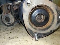 Стойка амортизатора на Subaru Forester SF5 EJ251AXVAB Фото 7