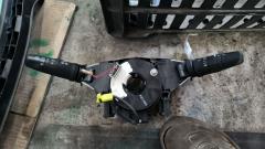 Переключатель поворотов на Nissan Tiida C11 Фото 5