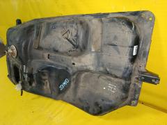 Бак топливный 77001-44900 на Toyota Ipsum SXM10G 3S-FE Фото 3