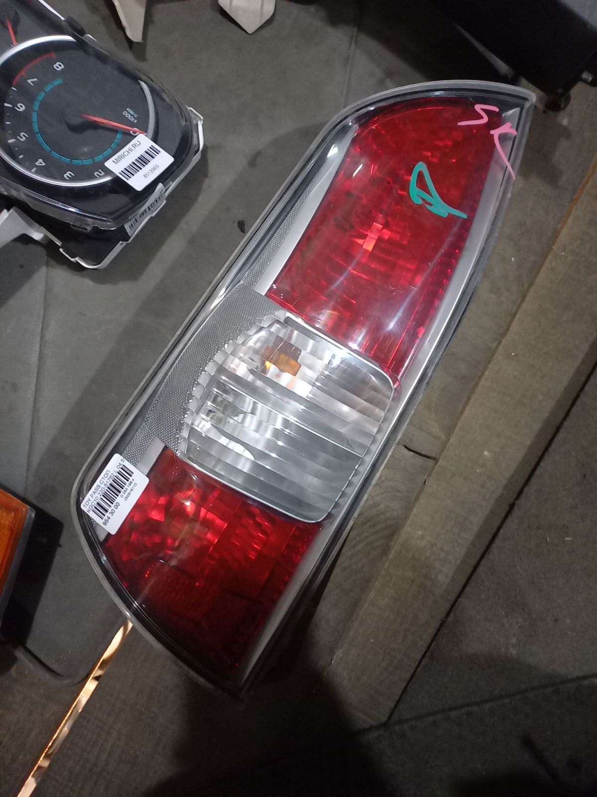 Стоп 220-51762 220-51762 на Toyota Passo KGC10 Фото 4