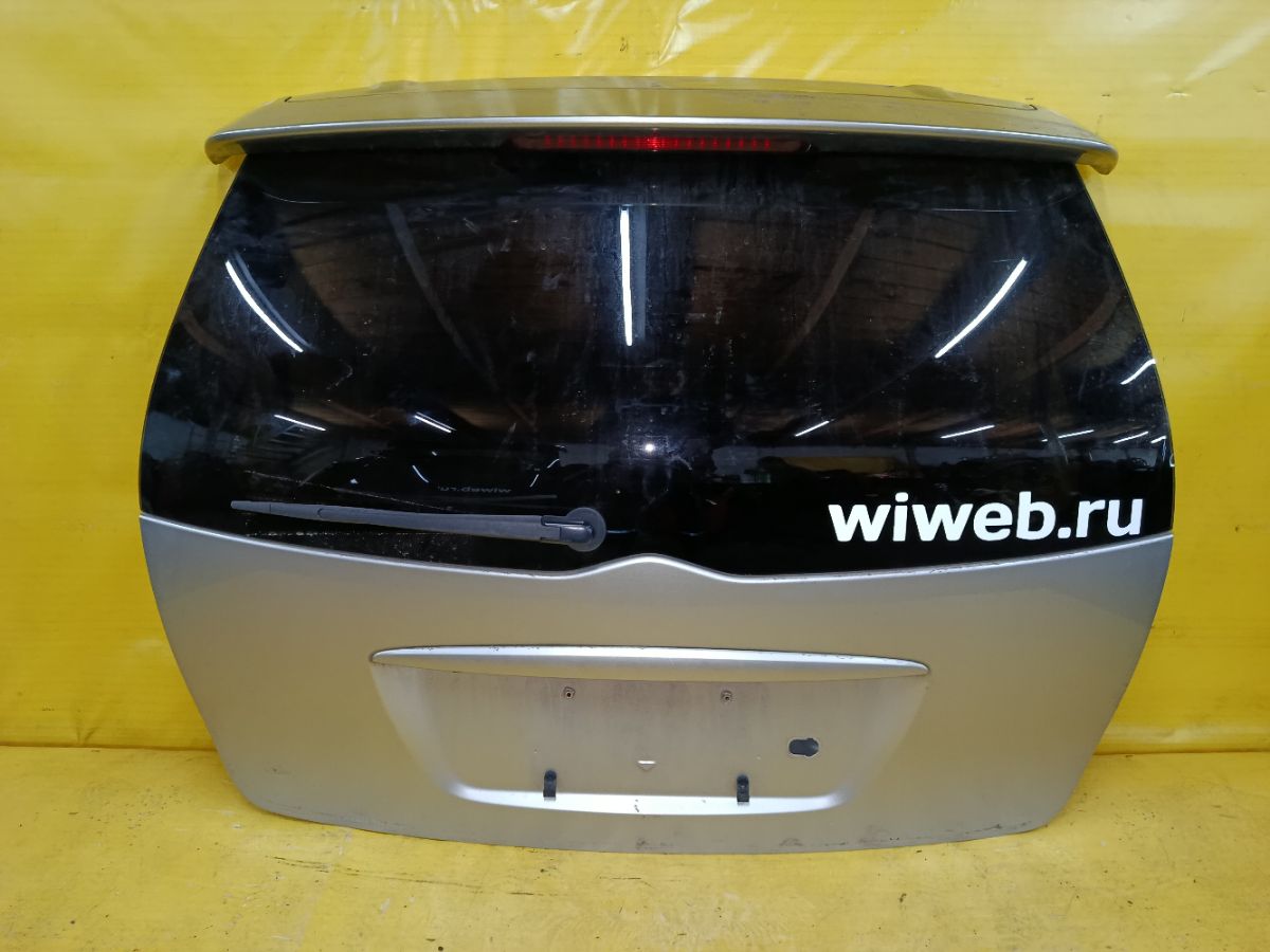 Дверь задняя на Mitsubishi Grandis NA4W Фото 1