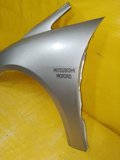 Крыло переднее на Mitsubishi Grandis NA4W Фото 2