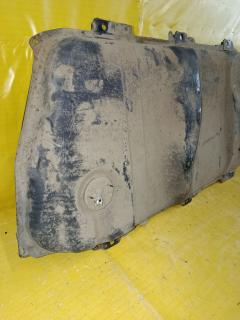 Бак топливный на Toyota Noah AZR65G 1AZ-FSE Фото 3