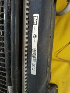 Радиатор ДВС 1K0121251BN, 1K0121253BB, 1K0820411Q на Audi A3 8P CAXC Фото 4