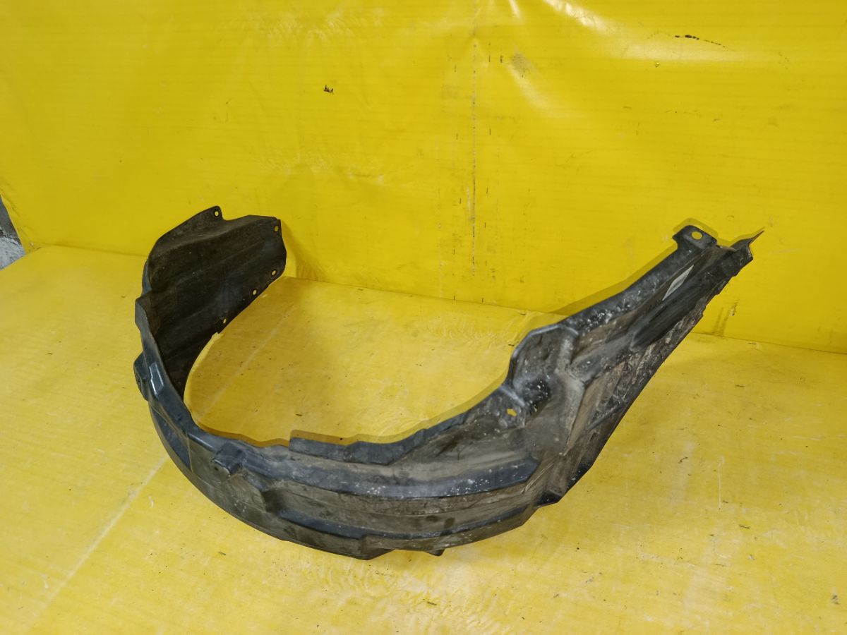 Подкрылок 5370A440 на Mitsubishi Galant Fortis CX6A 4J10 Фото 3