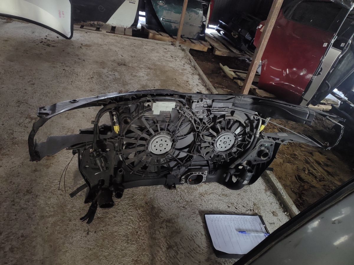 Телевизор 8E0805594E на Audi A4 8E BWE Фото 15