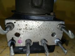 Блок ABS 44510-44010 на Toyota Ipsum SXM10G 3S-FE Фото 2