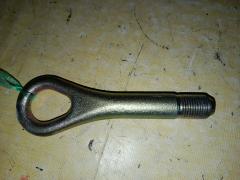 Крюк буксировочный на Toyota Sienta NCP81G