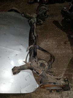 Балка подвески на Toyota Vitz NCP131 1NZ-FE Фото 10
