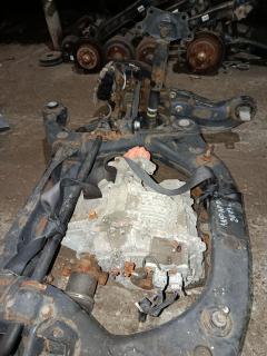 Балка подвески на Toyota Alphard AYH30W 2AR-FXE Фото 17