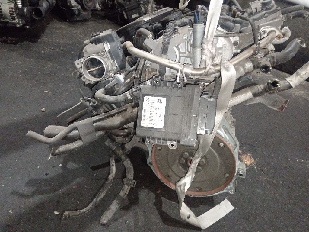 Двигатель на Volkswagen Jetta 1K BVY Фото 5