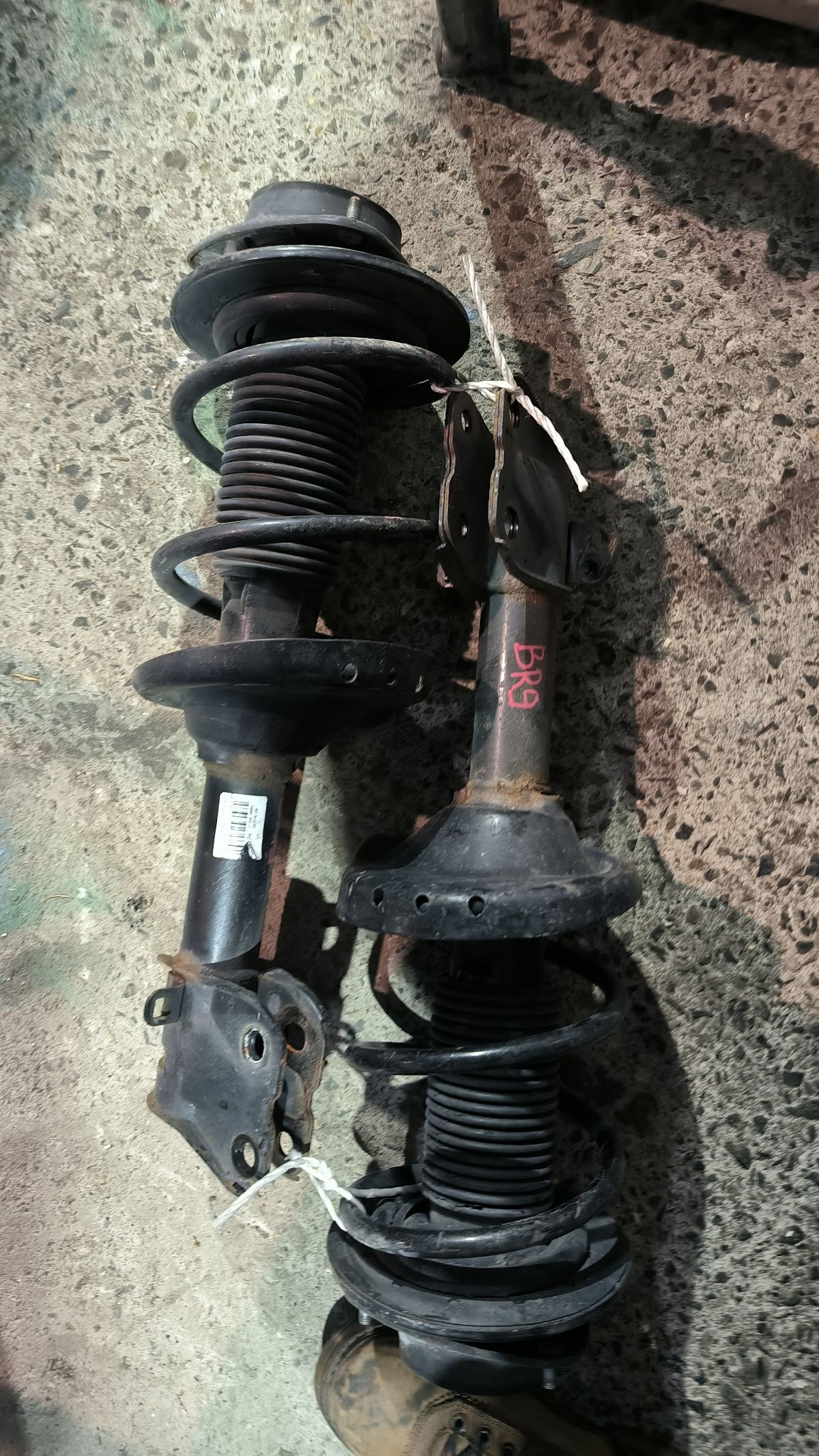 Стойка амортизатора на Subaru Legacy Wagon BR9 EJ25 Фото 6