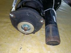 Стойка амортизатора на Volkswagen Jetta 1K Фото 5