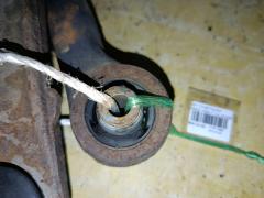 Рычаг на Mitsubishi Chariot Grandis N84W 4G64 Фото 3