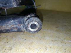 Рычаг на Mitsubishi Grandis NA4W 4G69 Фото 8