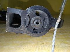 Рычаг на Volkswagen Jetta 1K Фото 4