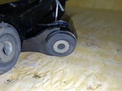 Рычаг на Volkswagen Jetta 1K Фото 6