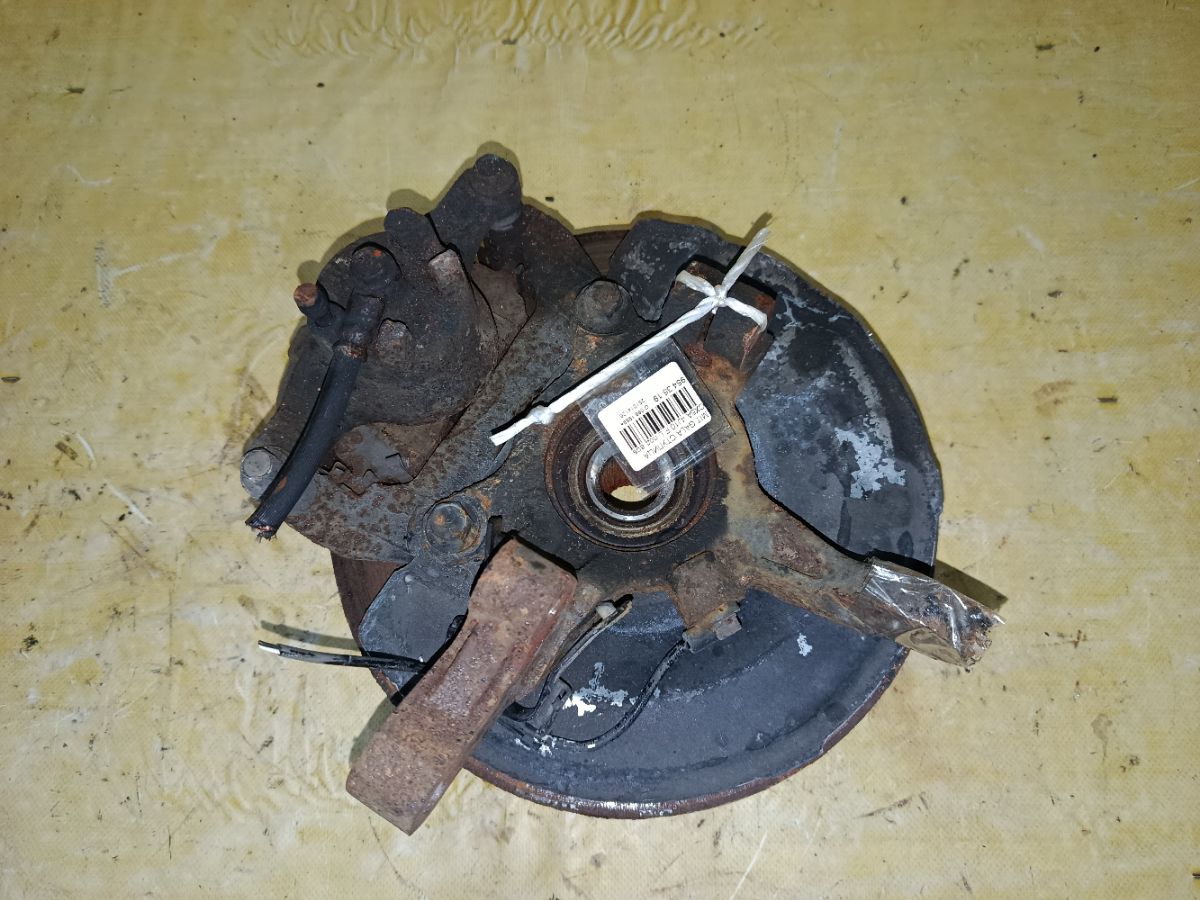 Ступица на Mitsubishi Galant Fortis CX6A 4J10 Фото 1