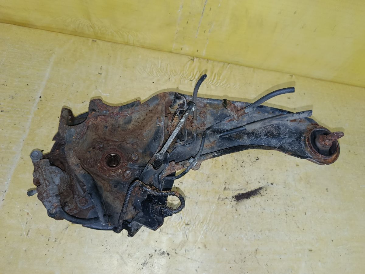 Ступица на Mitsubishi Galant Fortis CX6A 4J10 Фото 1