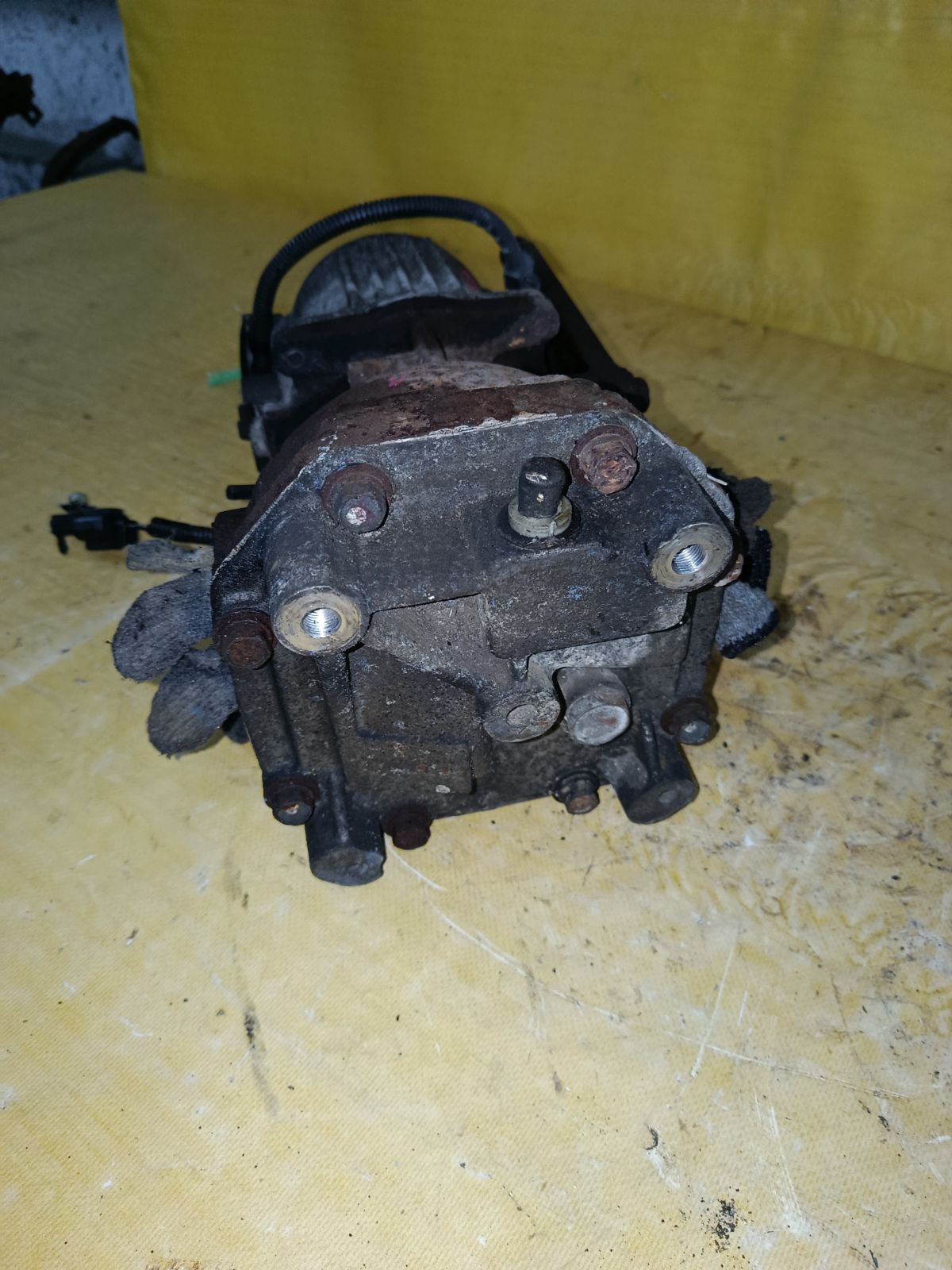 Редуктор на Mitsubishi Grandis NA4W 4G69 Фото 6