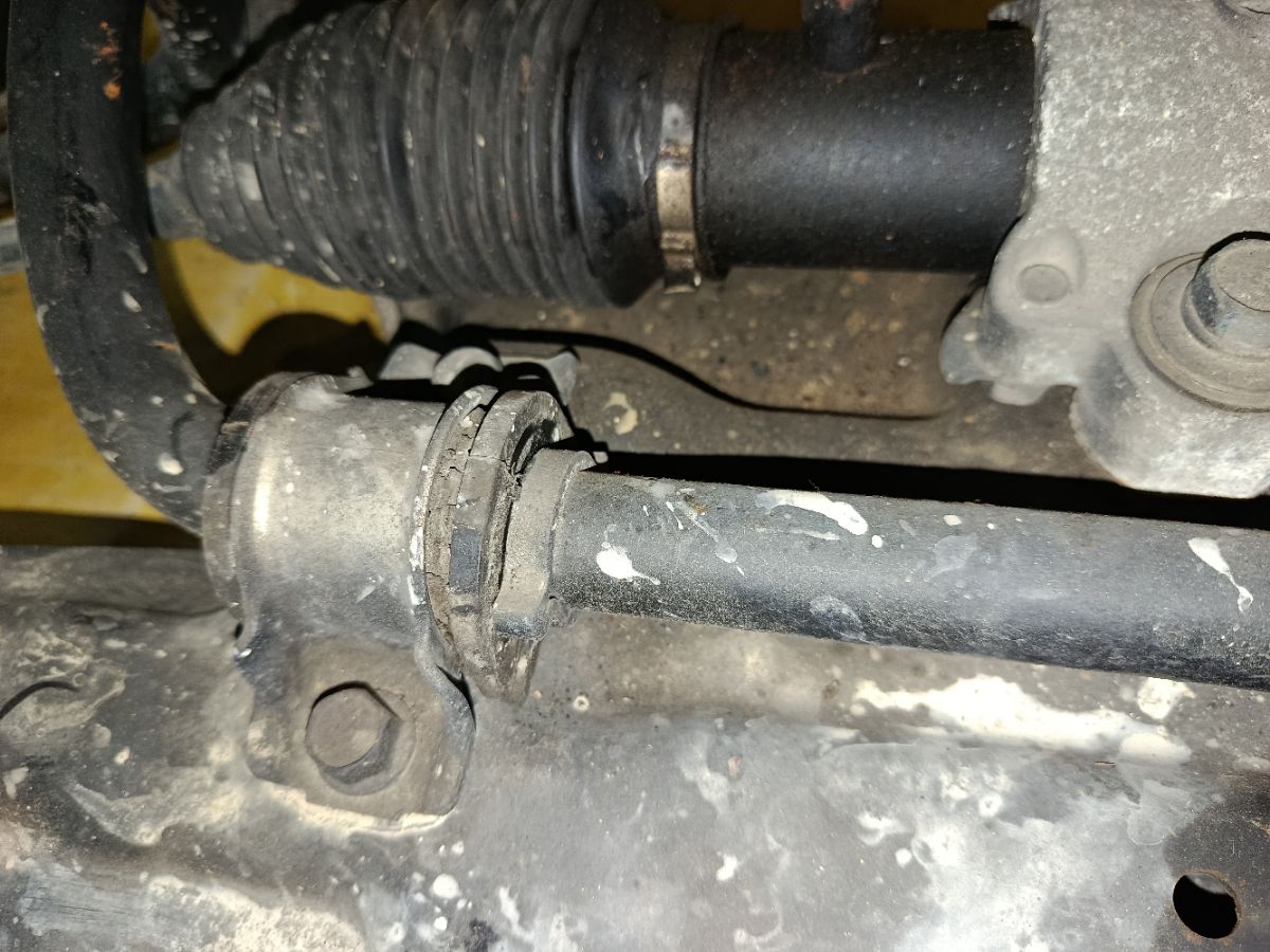 Балка под ДВС на Mitsubishi Grandis NA4W 4G69 Фото 8