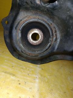 Балка под ДВС MR316005, MR961415 на Mitsubishi Chariot Grandis N84W 4G64 Фото 9