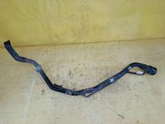 Заливная горловина топливного бака на Toyota Noah AZR65G 1AZ-FSE 77201-28240  77201-28290