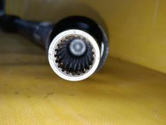 Кардан на Toyota Noah AZR65G 1AZ-FSE Фото 2