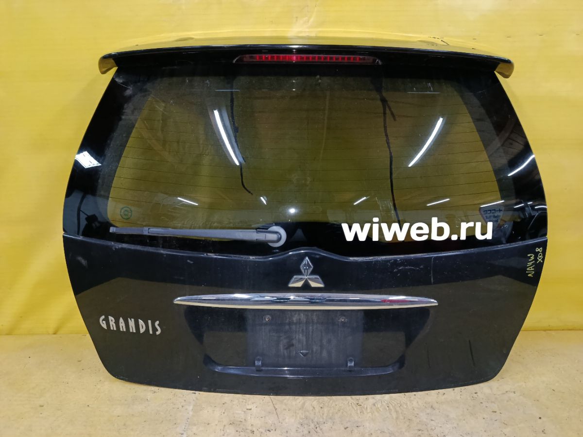 Дверь задняя на Mitsubishi Grandis NA4W Фото 1