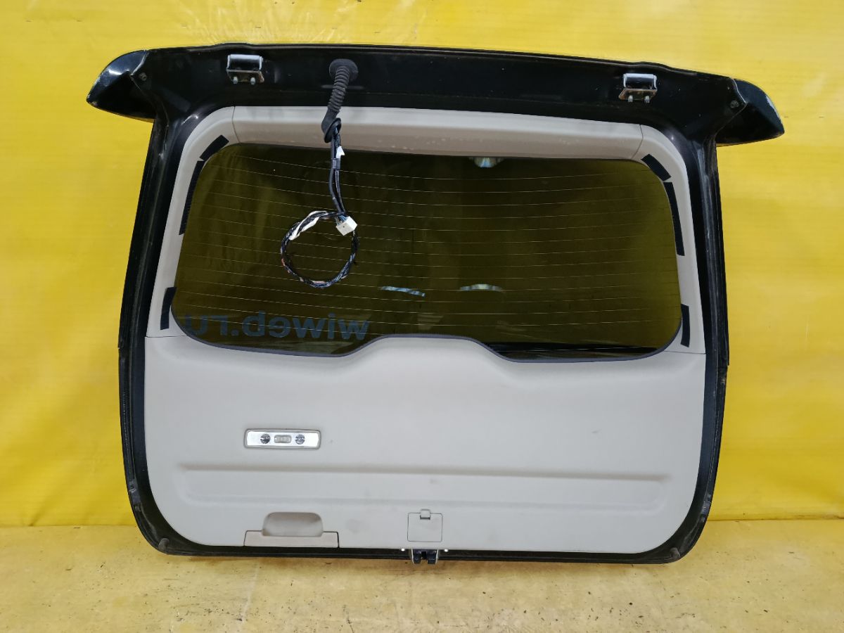 Дверь задняя на Mitsubishi Grandis NA4W Фото 7