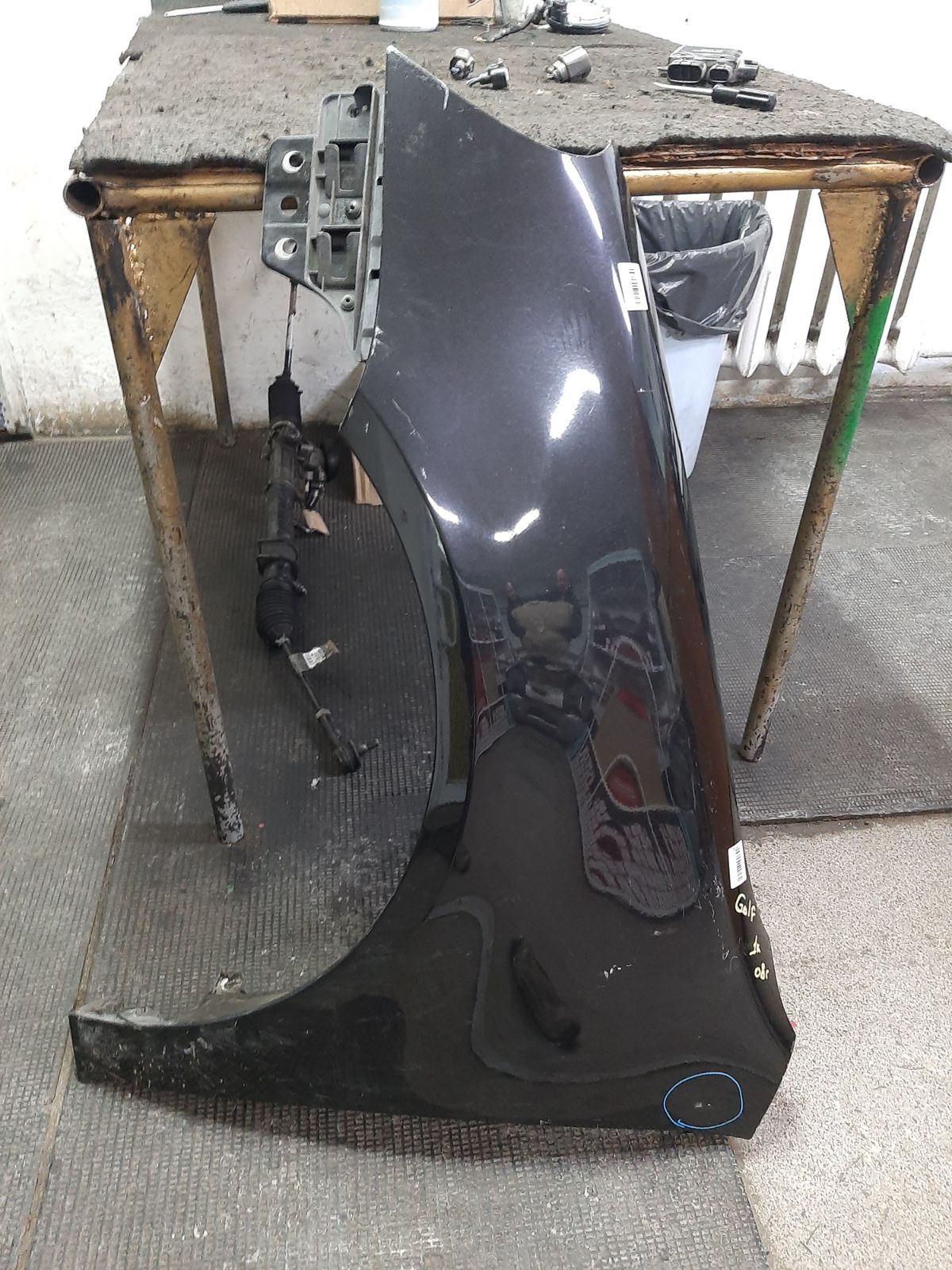 Крыло переднее 1K6880681A на Volkswagen Golf V 1K Фото 7