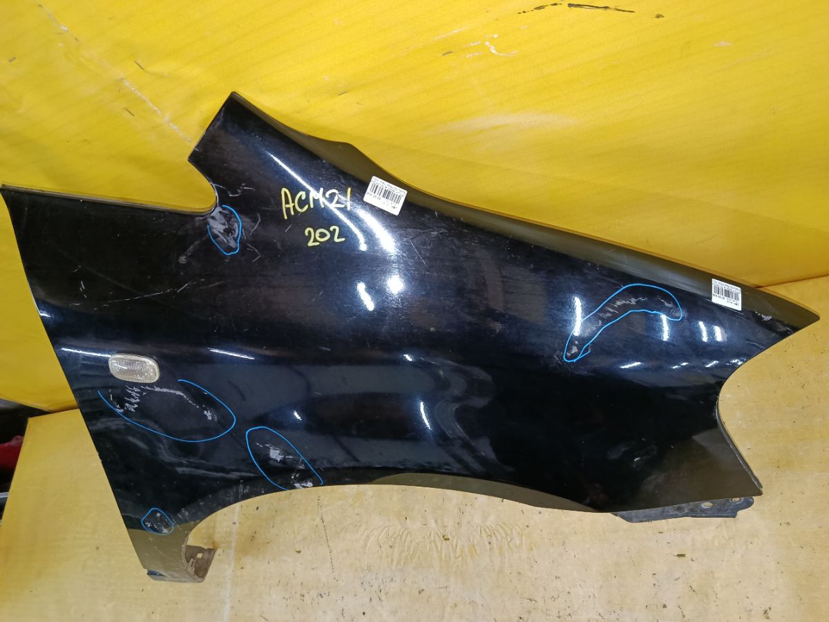 Крыло переднее на Toyota Ipsum ACM21W Фото 6