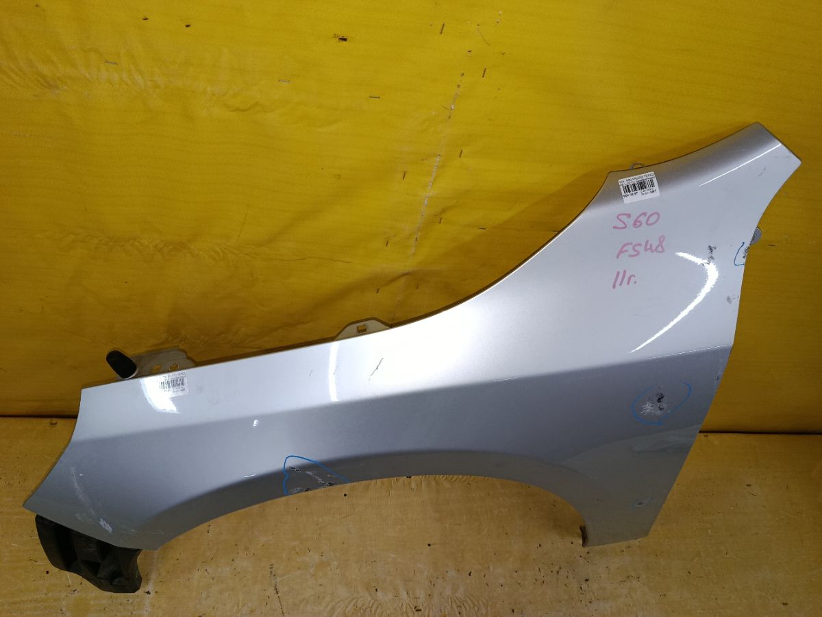 Крыло переднее на Volvo S60 FS Фото 8