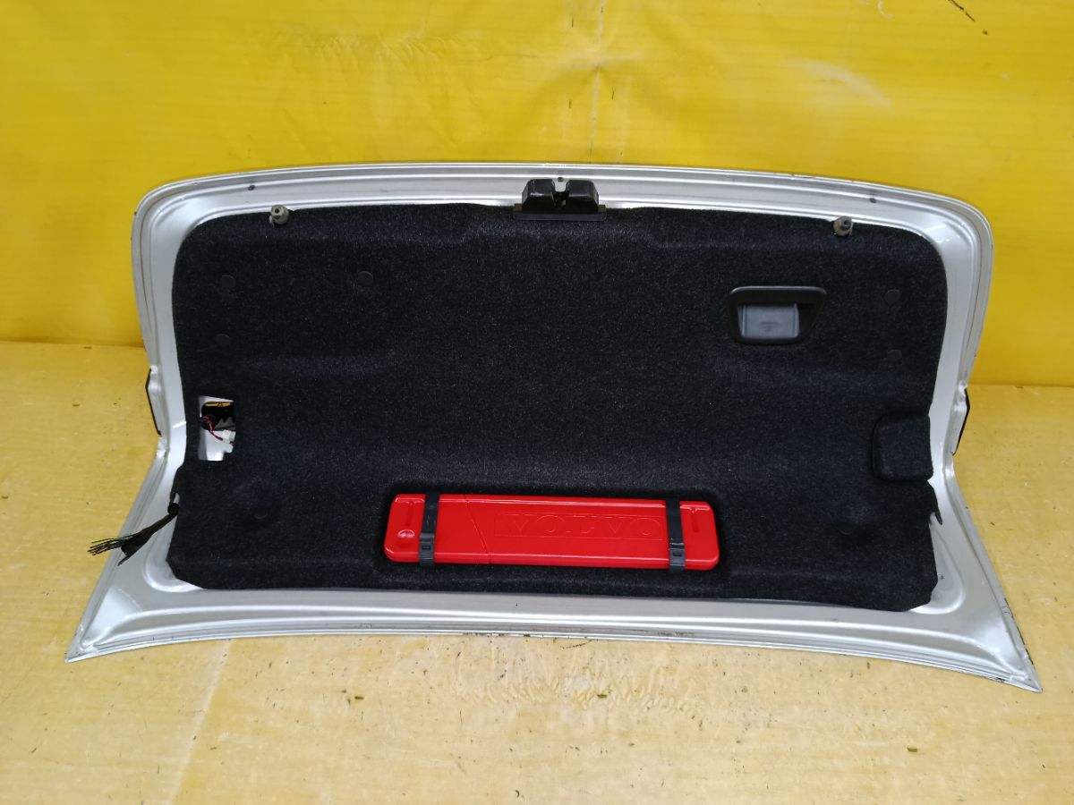 Крышка багажника на Volvo S60 FS Фото 6