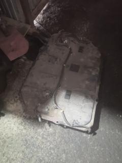 Бак топливный на Mitsubishi Grandis NA4W 4G69 Фото 10
