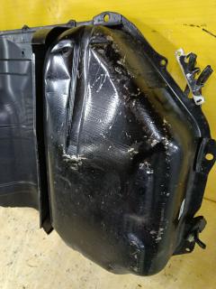 Бак топливный на Mitsubishi Grandis NA4W 4G69 Фото 8