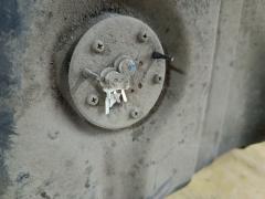 Бак топливный на Toyota Noah AZR65G 1AZ-FSE Фото 5